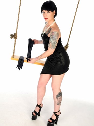 Pornstar Foxxy Angel Biography
